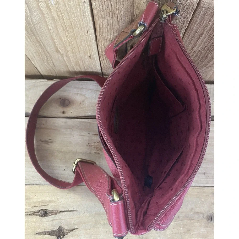 Fossil Red Leather Crossbody‎ Purse Old Money